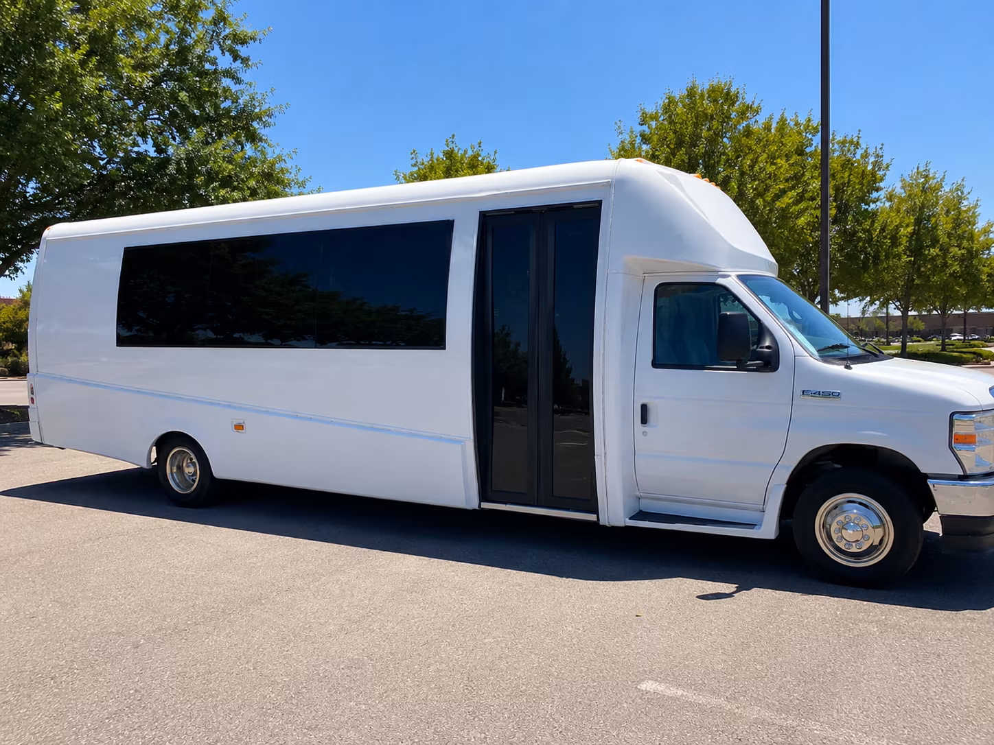 Bakersfield Homecoming & Prom Party Bus Rentals
